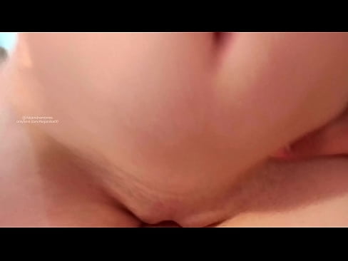 ❤️ Dormir a l'habitació de la meva germana i així em vaig despertar ️ Porno a nosaltres ☑