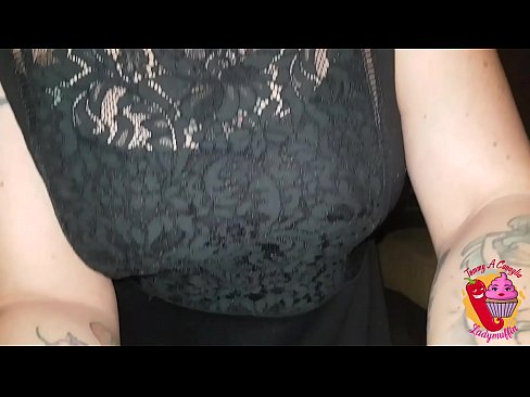 ❤️ La germanastra cachonda li fa una mamada i espanyola ️ Porno a nosaltres ☑