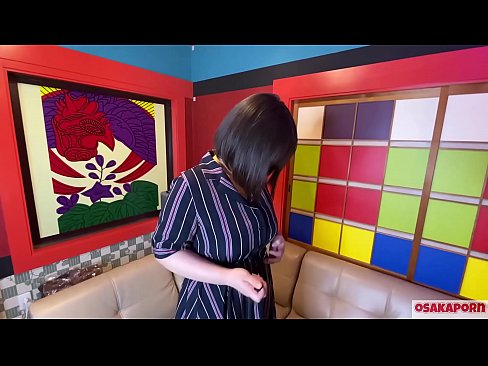 ❤️ Una maca japonesa de grans tetes es masturba amb joguines sexuals i té un orgasme. Ella parla en una entrevista de la seva putada experiència. Tetes enormes i cony pelut gemegant fort. Osakaporn ️ Porno a nosaltres ☑