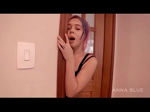❤️ Vaig tornar al meu germà. Vaig tenir sexe amb la seva xicota. retorn de lesbianes. ️ Porno a nosaltres ☑