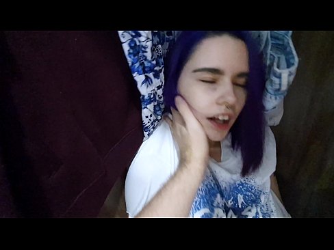 ❤️ Vaig trobar la meva germana a l'armari i la vaig ajudar a correr-se ️ Porno a nosaltres ☑